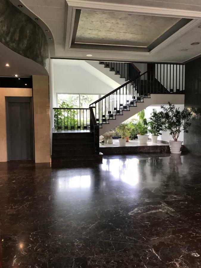 Apartments "La Roca" Торремолинос Экстерьер фото