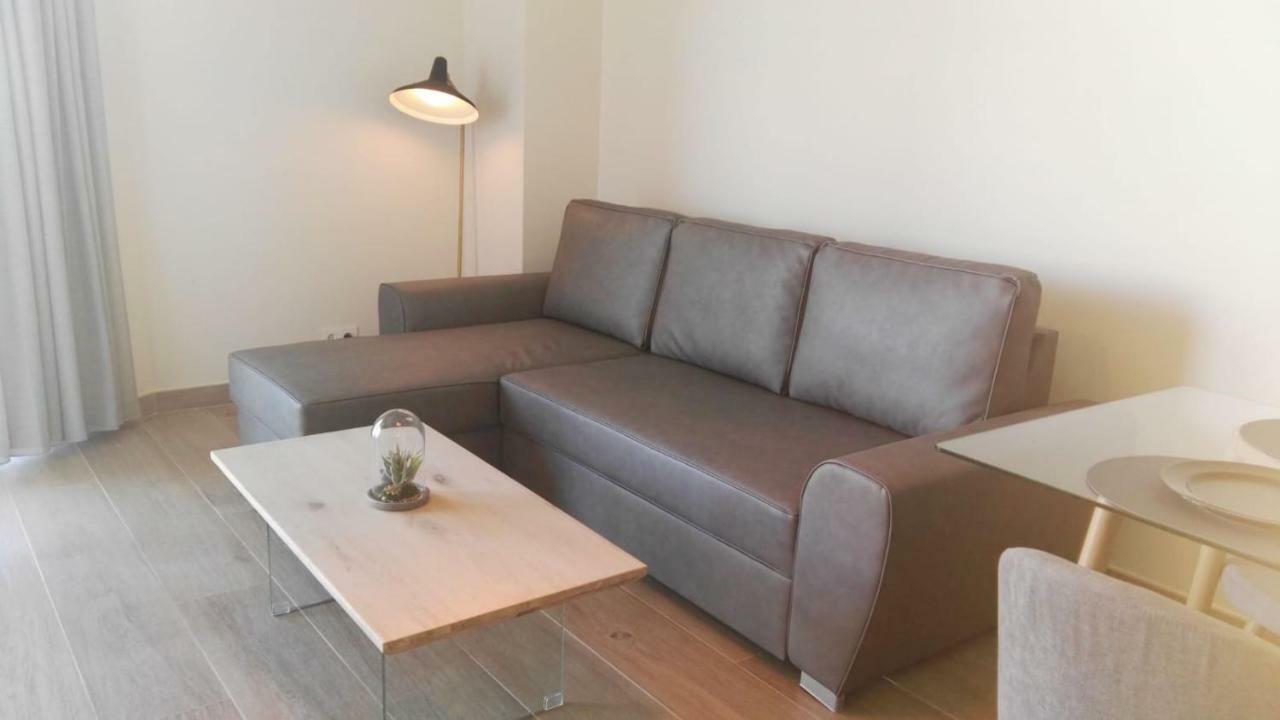 Apartments "La Roca" Торремолинос Экстерьер фото